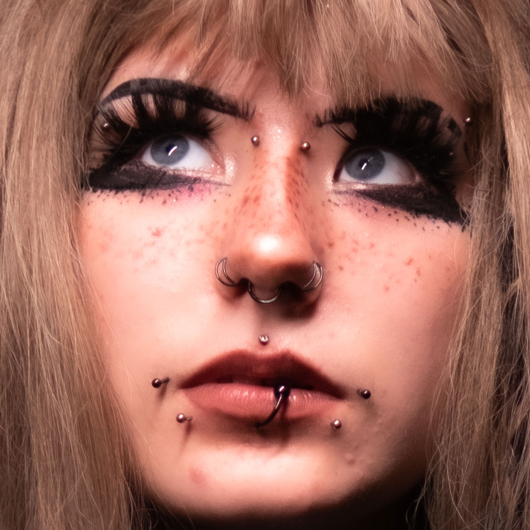 Bizarrefae / Andromeda – artist image 1e Bizarrefae / Andromeda - artist image 1e